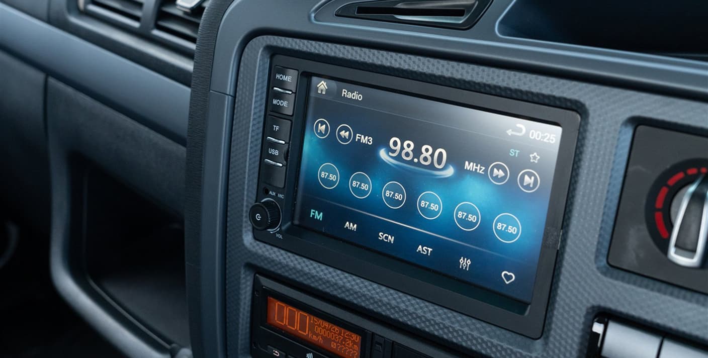 Auman D infotainment display